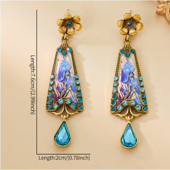 Art Deco Style Earrings Blue Crystal Fish Dangles - Picture 2 of 2